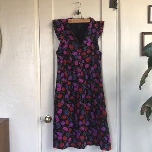 Floral part dress, ruffle sleeves